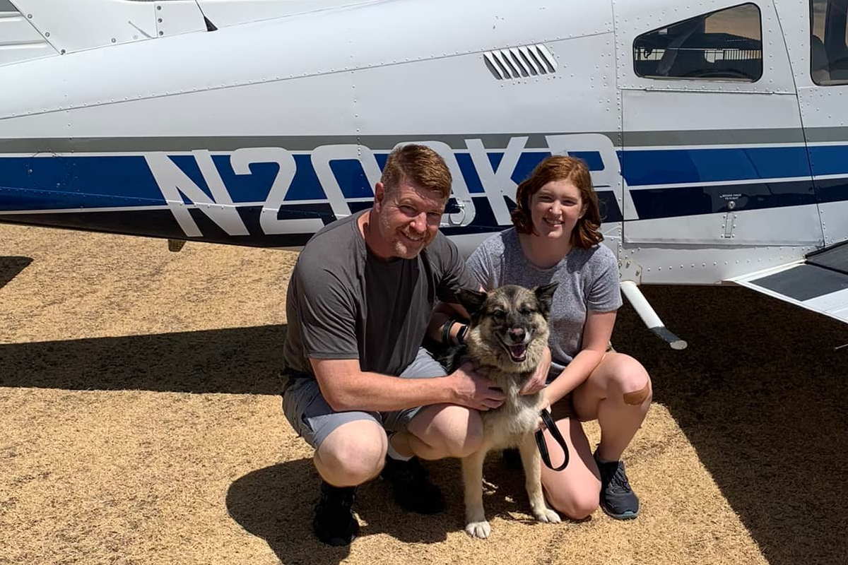Ritrova il suo cagnolino rapito dopo 5 anni e 965 km, il proprietario “Un’emozione indescrivibile”
