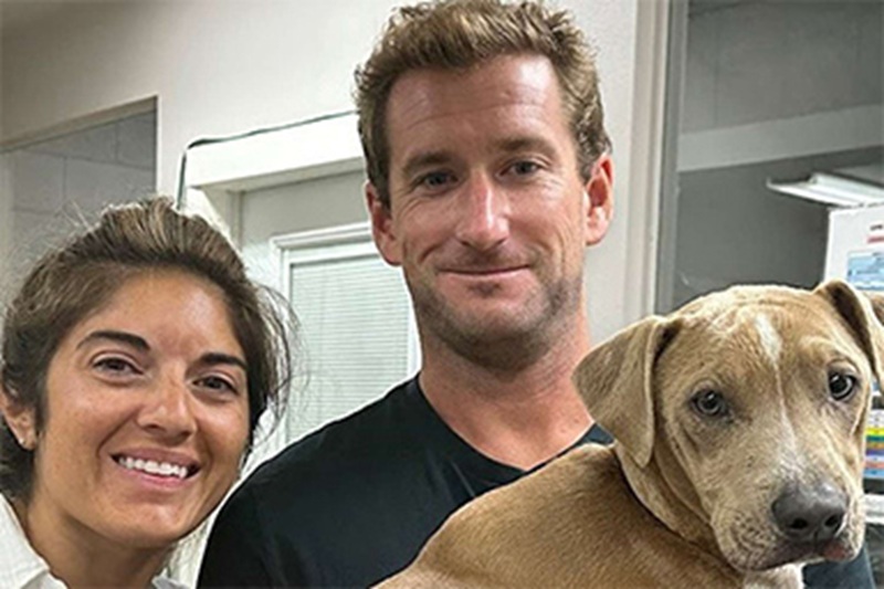 Il piccolo Roman si è riunito alla sua famiglia dopo essere fuggito tra il fumo degli incendi a Maui, riportando gravi ustioni ma salvandosi per miracolo.