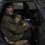 Perde lavoro e casa ma non lascia Birba: undici settimane in una Punto